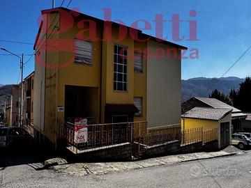 Stabile/Palazzo Carolei [Cod. rif 3203080VRG]