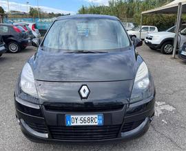 RENAULT Scenic X-Mod 1.5 dCi 105CV Confort