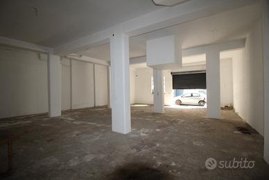 Deposito 150 mq. a Gravina di Catania