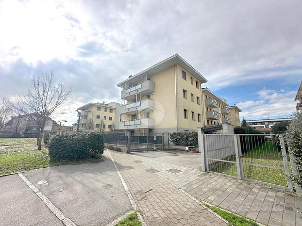 4 LOCALI A CERNUSCO SUL NAVIGLIO