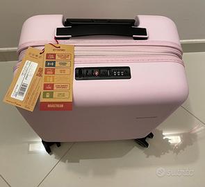 American Tourister Novastream