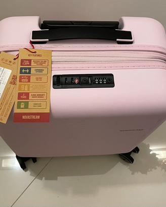 American Tourister Novastream