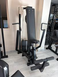 Macchina Chest Press Technogym Professionale