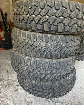 Pneumatici 245/75/16