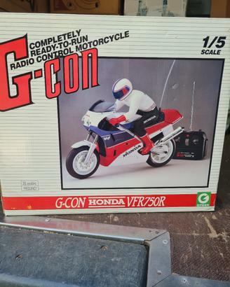 HONDA VFR 750 R  