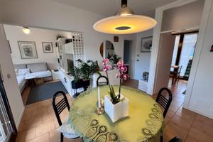 APPARTAMENTO BICAMERE ULTIMO PIANO CON GARAGE