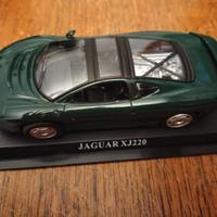 Modellino auto Jaguar XJ220 da collezione