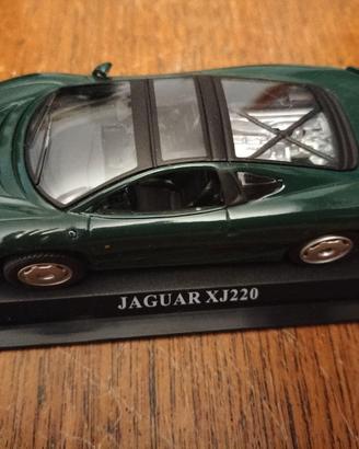 Modellino auto Jaguar XJ220 da collezione