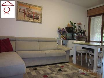 APPARTAMENTO CON TRE CAMERE DA LETTO