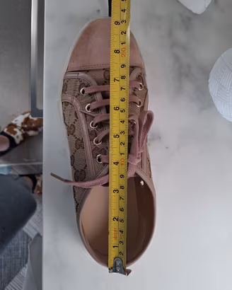 sneaker Gucci mai usate