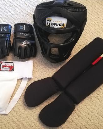 casco, guanti, paratibie XS per arti marziali