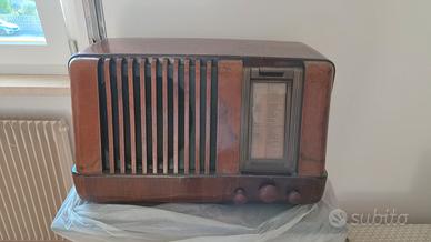 Phonola radio mod. 617