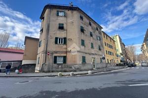 3 LOCALI A GENOVA