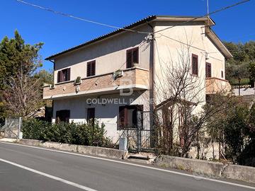 Villa bifamiliare - Scafa