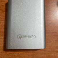 Caricatore compatibile con tutti i tipi smartphone
