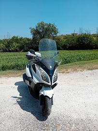 scooter kimco downtown 300