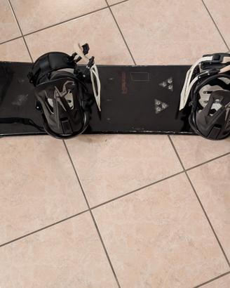 tavola e scarponi snowboard 