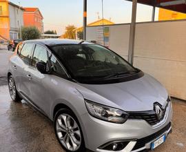 Renault scenic 2018