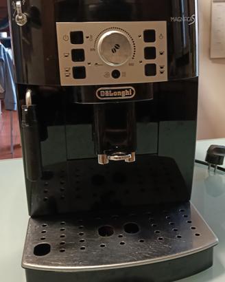 DeLonghi Magnifica S
