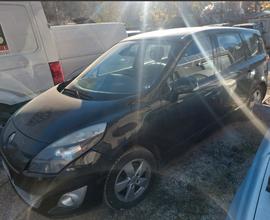 Renault Scenic 1.5 DCI 110 CV danno al motore