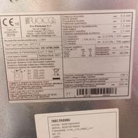 stufa a pellet funzionante con tubi 