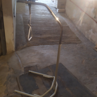 Alzamalati a pedana e spondina letto