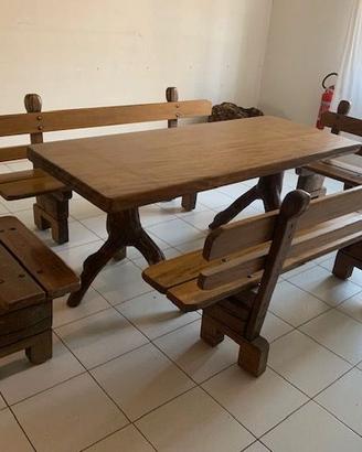 tavolo da taverna   / giardino