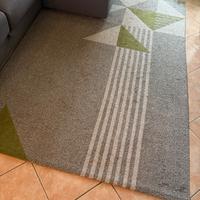 Tappeto disegno geometrico