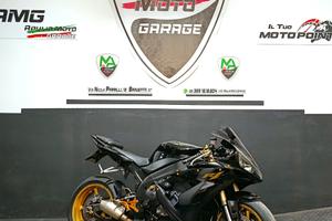 Yamaha YZF R1 - 2004