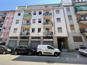 2 LOCALI A CORSICO
