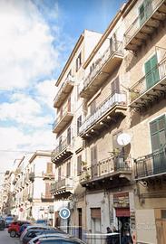 Ampio 4 Vani pressi Policlinico