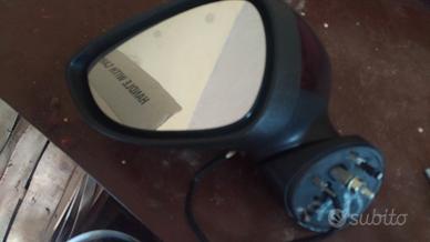 Ricambi Fiesta Ford specchietti fari posteriori