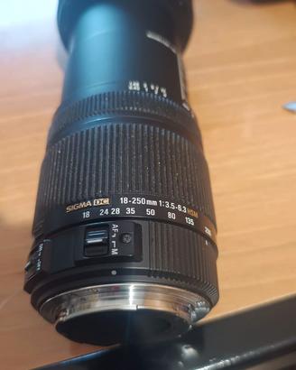 Sigma 18-250mm f/3.5-6.3 DC OS HSM per Canon