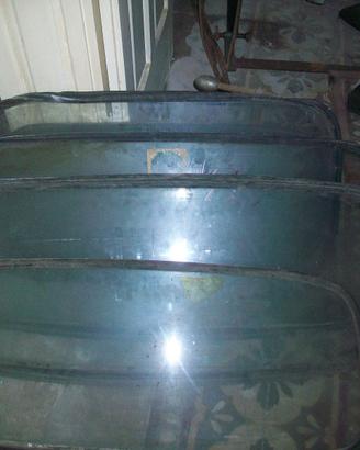 parabrezza , vetri  deflettori