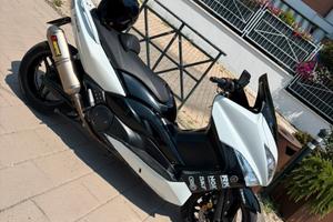 Yamaha T max