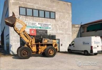 Pala gommata Fiat Allis 545b funzionante