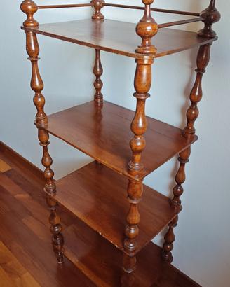 etagere d'epoca in noce chiaro conservata