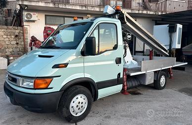 Iveco Daily 35S11 con Piattaforma Aerea 16 Metri