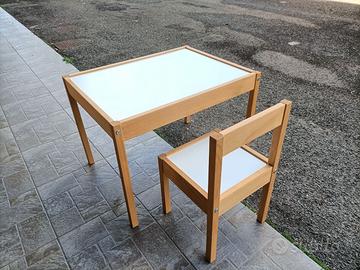 Tavolo tavolo per bambini con una sedia Ikea Latt
