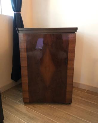 Mobile e Macchina da cucire vintage necchi