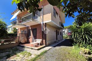 BIFAMILIARE A TARQUINIA