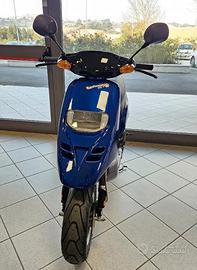 Typhoon Piaggio Gilera 125 da Vetrina
