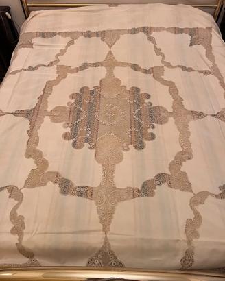 Copriletto matrimoniale in pura seta Italiana