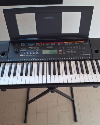 TASTIERA YAMAHA PSR-E263 CON SUPPORTO E CUFFIE