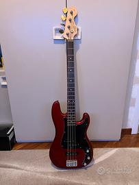 basso elettrico fender squier