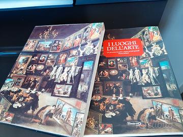 Libro da collezione " I luoghi dell'arte" . 2001