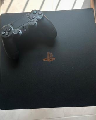 PS4 Pro 1TB - Come nuova, silenziosissima