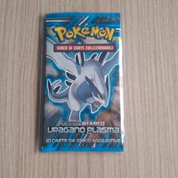 pacchetto pokemon nero e bianco uragano plasma