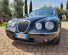 Jaguar S-Type 2.7 diesel V6 Executive