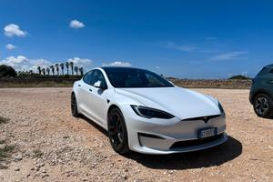 Tesla Model S plaid